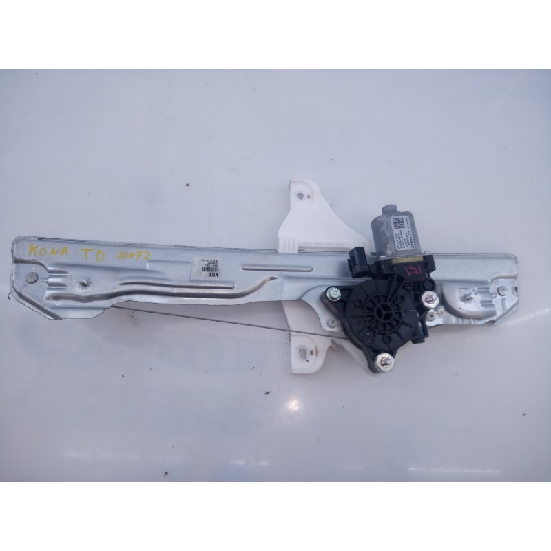 Recambio de elevalunas trasero derecho para hyundai kona essence 2wd referencia OEM IAM 82450J9000  E2-B5-10-1