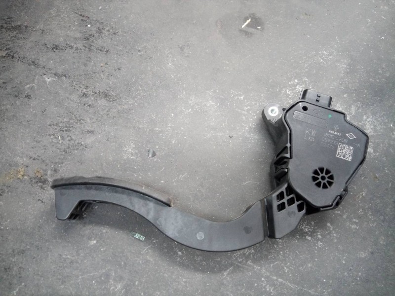 Recambio de pedal acelerador para dacia sandero iii stepaway referencia OEM IAM 180100912R  