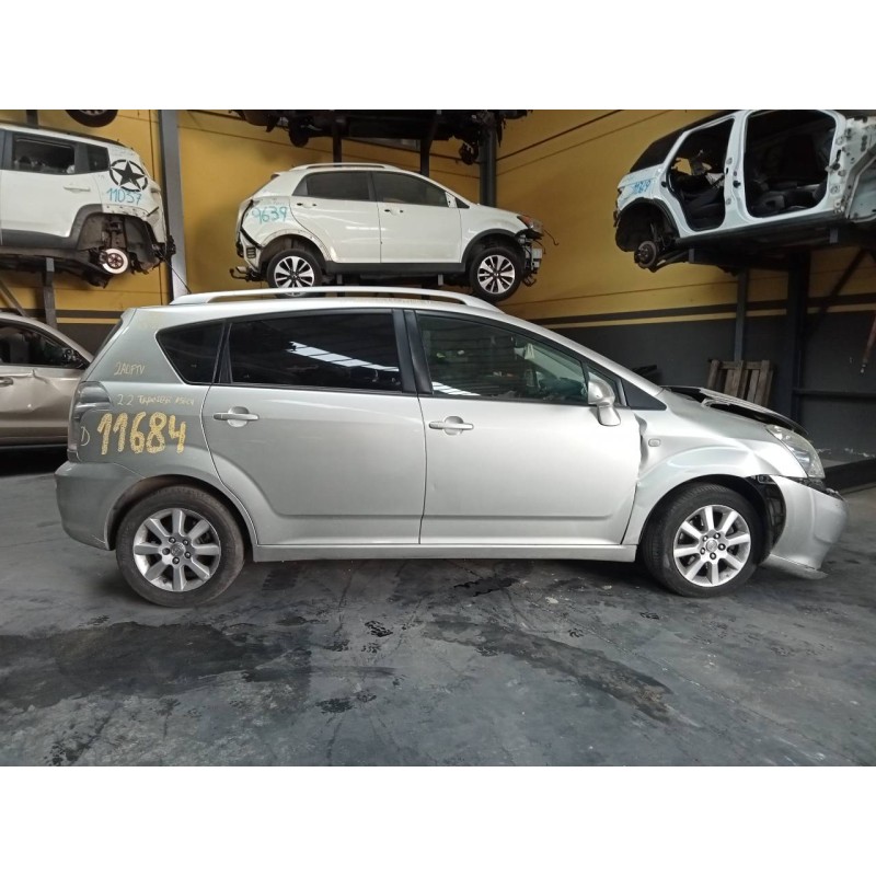 toyota corolla verso (r1) del año 2006