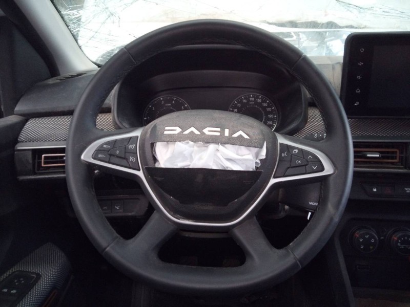 Recambio de volante para dacia sandero iii stepaway referencia OEM IAM   