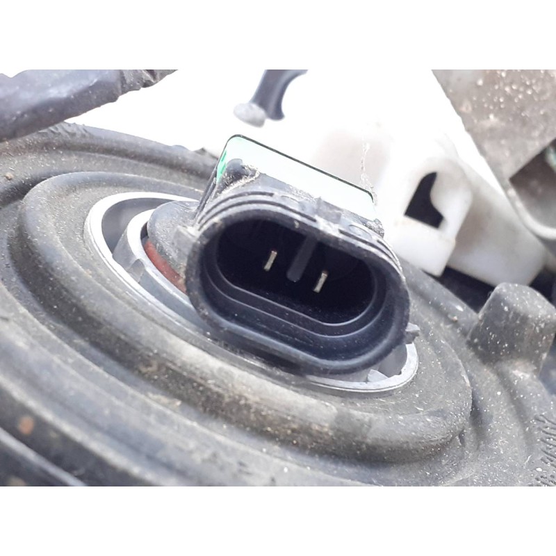 Recambio de faro derecho para toyota land cruiser 200 (j14) vxl referencia OEM IAM   E2-A4-25-1