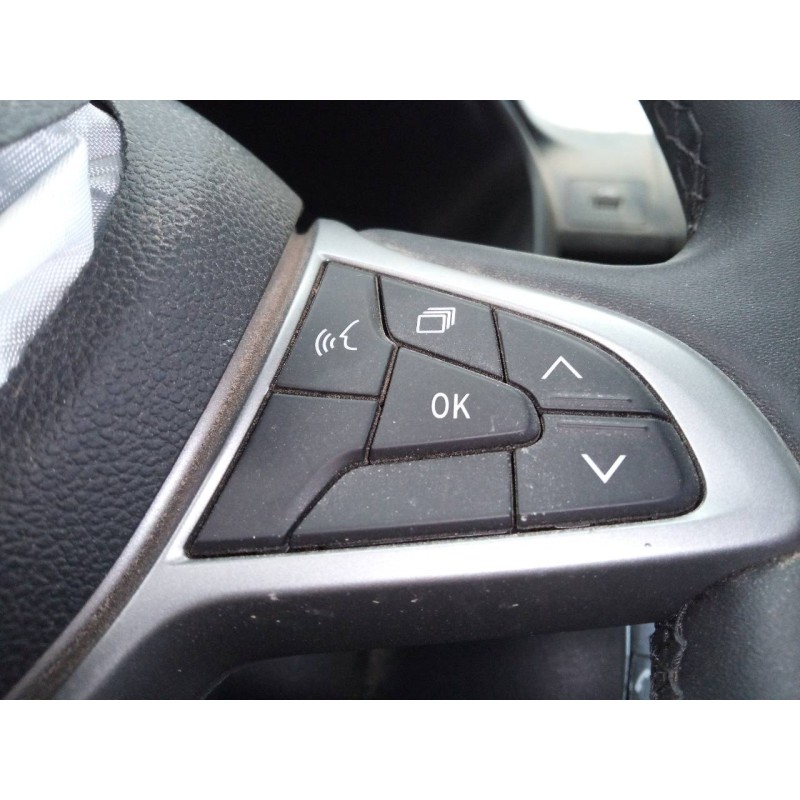 Recambio de volante para dacia sandero iii stepaway referencia OEM IAM   