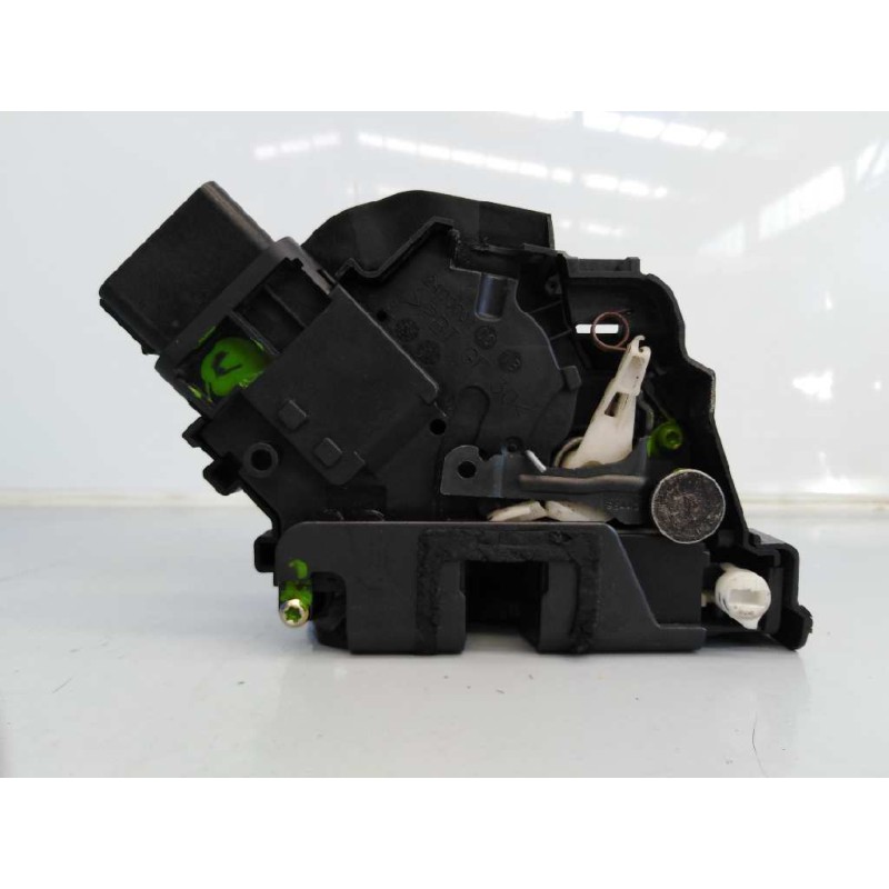 Recambio de cerradura puerta trasera derecha para ford focus berlina (cap) referencia OEM IAM 4M5AR26412BC  E2-B3-44-1