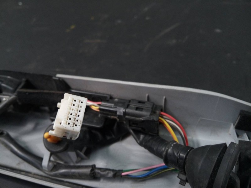 Recambio de maneta exterior porton para hyundai kona essence 2wd referencia OEM IAM   P2-B3-16