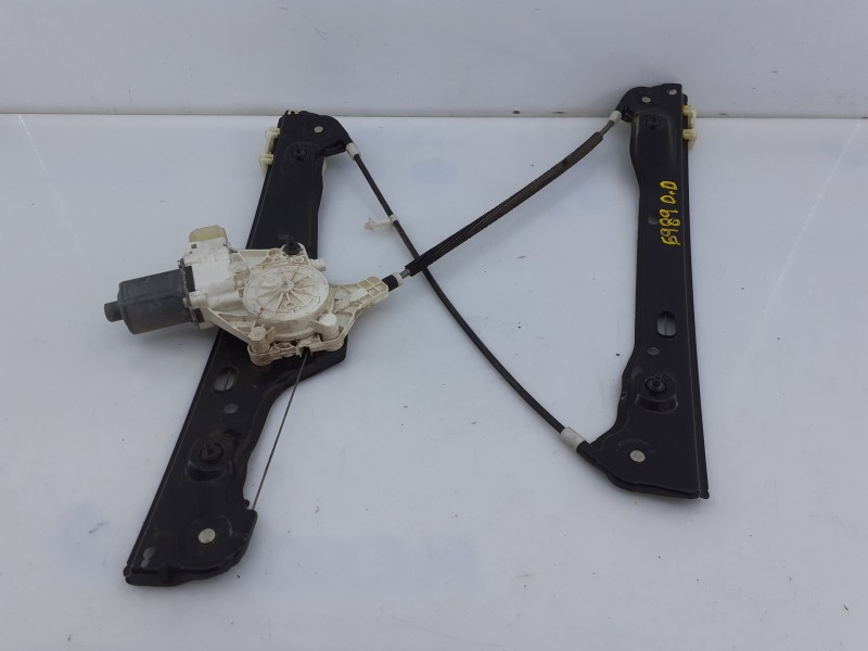 Recambio de elevalunas delantero derecho para bmw serie 3 touring (e91) 325d referencia OEM IAM 6927028 996625101 E1-B3-24-2