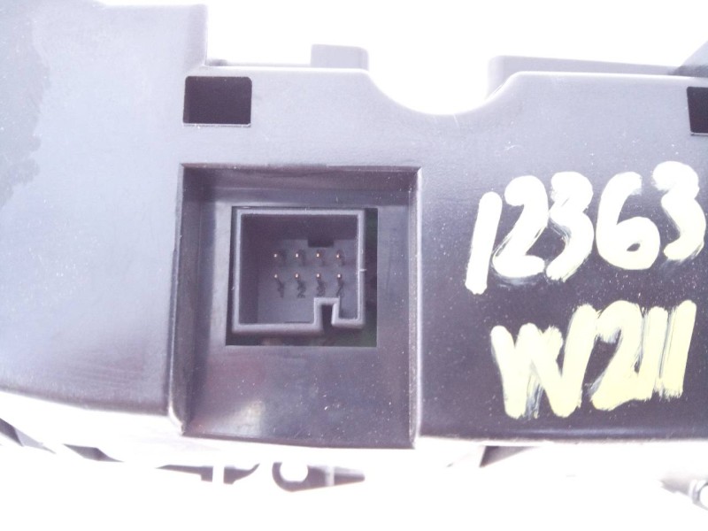 Recambio de mando climatizador para mercedes-benz clase e (w211) berlina 2.7 cdi cat referencia OEM IAM 23118300085  E3-A1-8-3