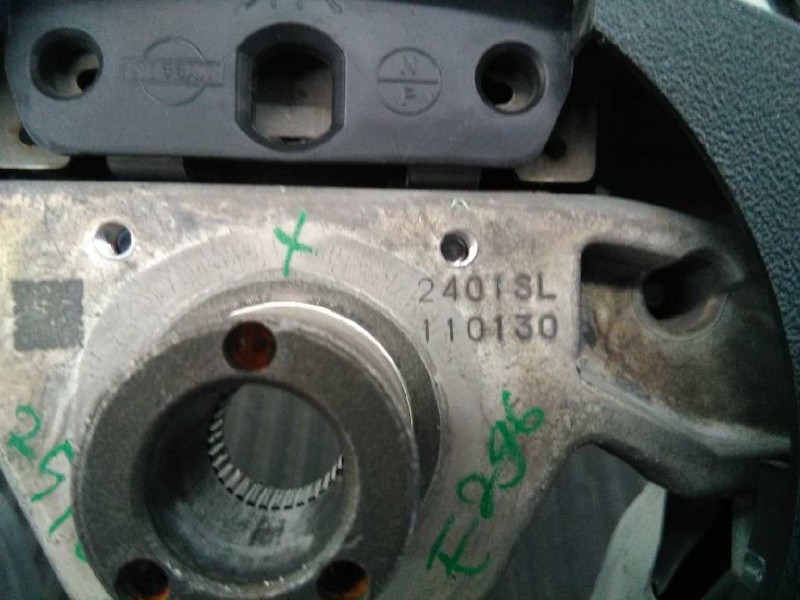 Recambio de volante para infiniti fx fx30d s referencia OEM IAM 2401SL 110130 E3-B4-21-1