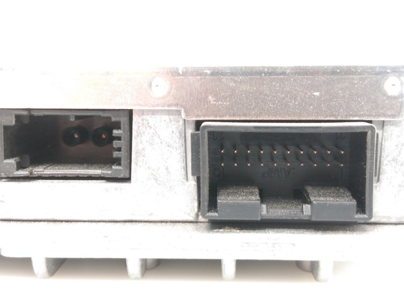 Recambio de amplificador para audi a4 ber. (b8) s line sportpaket / plus referencia OEM IAM 8T0035462  E2-A1-20-8