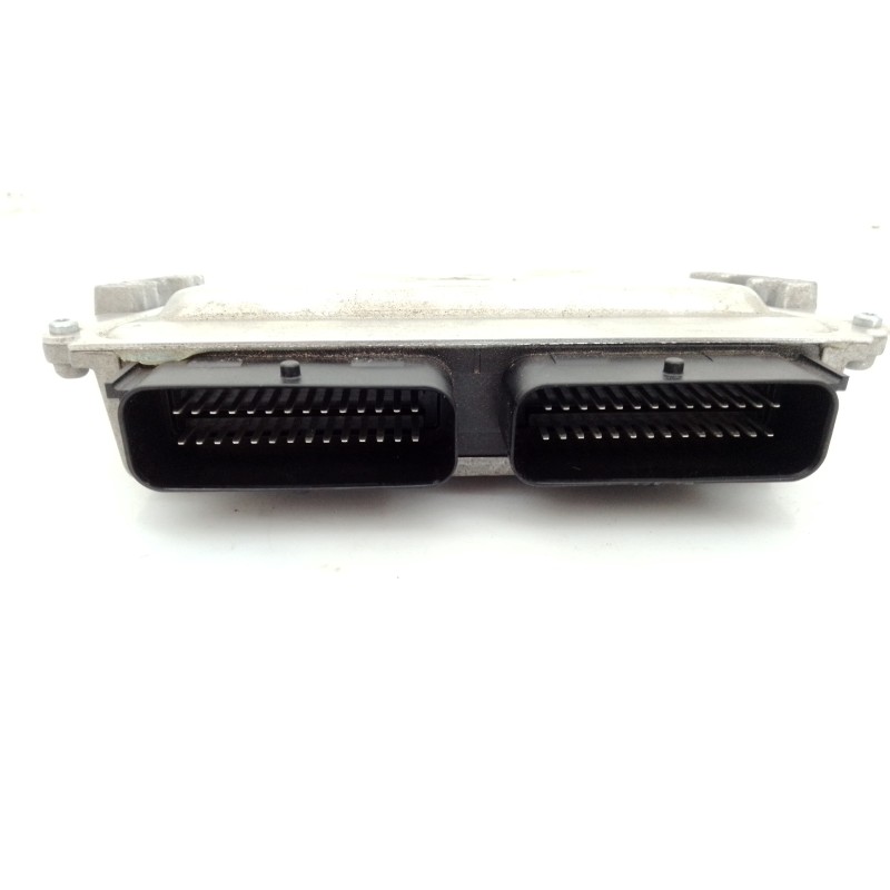 Recambio de centralita motor uce para dacia dokker express ambiance referencia OEM IAM 30127836 591000025 E2-A1-34-6