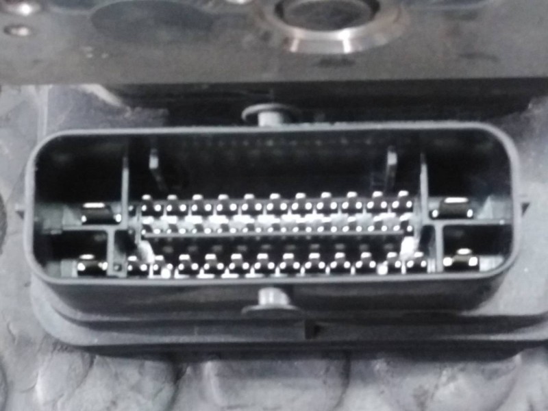 Recambio de abs para dacia dokker laureate referencia OEM IAM 476605810R 28515039183 P3-A8-1-2