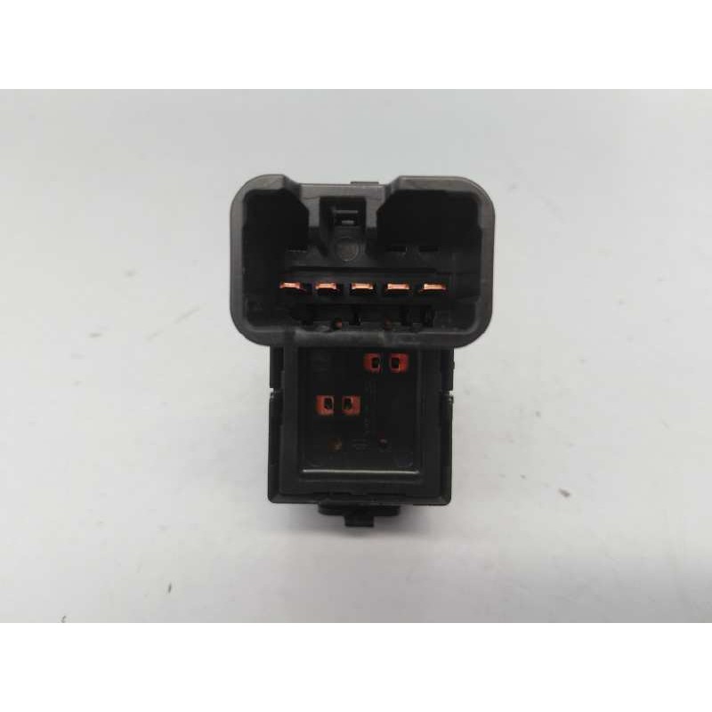 Recambio de mando elevalunas trasero izquierdo para mitsubishi outlander (gf0) motion 2wd referencia OEM IAM 8608A242  