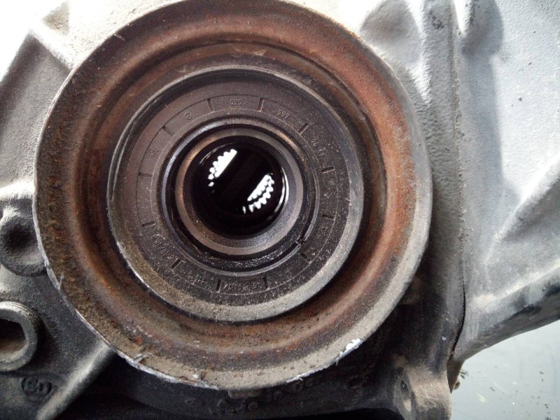 Recambio de diferencial trasero para mercedes-benz clase e (w212) lim. e 220 bluetec be edition (212.001) referencia OEM IAM A20