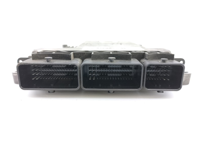 Recambio de centralita motor uce para dacia dokker laureate referencia OEM IAM 0281030439  E2-A1-39-6