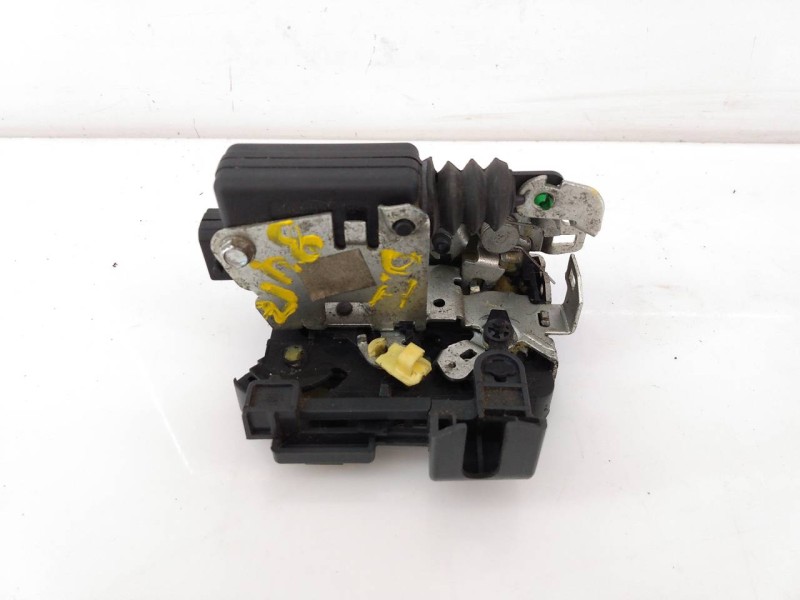 Recambio de cerradura puerta delantera izquierda para dacia duster ambiance 4x4 referencia OEM IAM   E1-A1-36-2