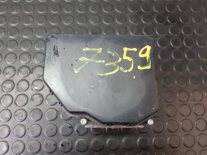 Recambio de abs para toyota rav 4 advance referencia OEM IAM 4454042301 8954142561 P3-A8-23-1