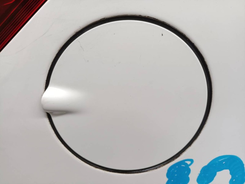 Recambio de tapa exterior combustible para opel corsa e selective referencia OEM IAM   