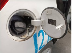 Recambio de tapa exterior combustible para opel corsa e selective referencia OEM IAM    2