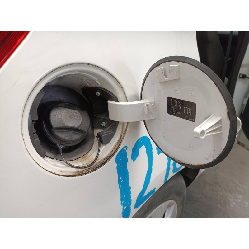 Recambio de tapa exterior combustible para opel corsa e selective referencia OEM IAM   