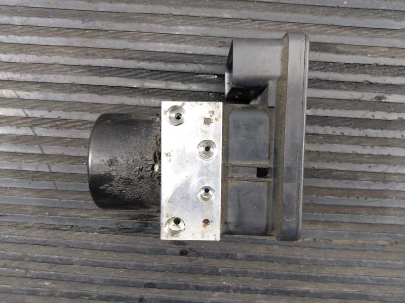 Recambio de abs para ford focus berlina (cap) ambiente (d) referencia OEM IAM 3M512C405HC V6264N07 P3-A8-27-4