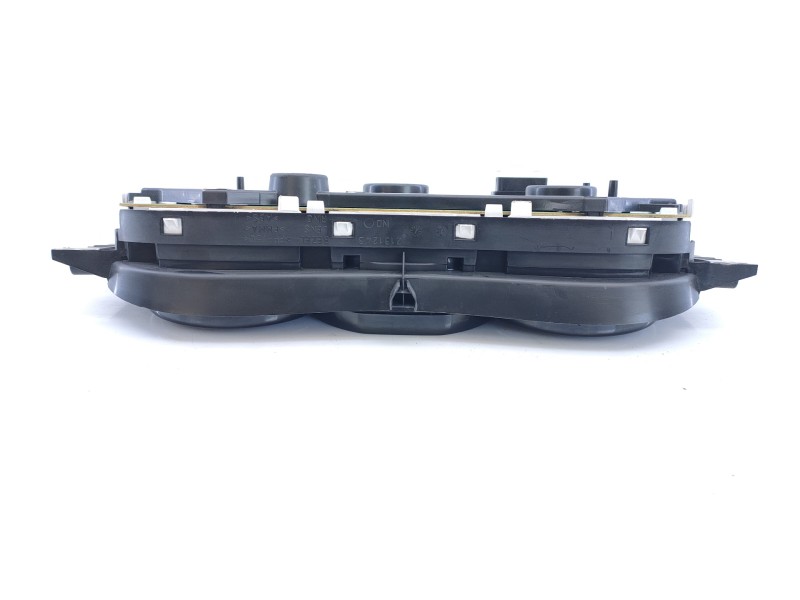 Recambio de cuadro instrumentos para dacia dokker laureate referencia OEM IAM 248100408R  E2-A1-34-4