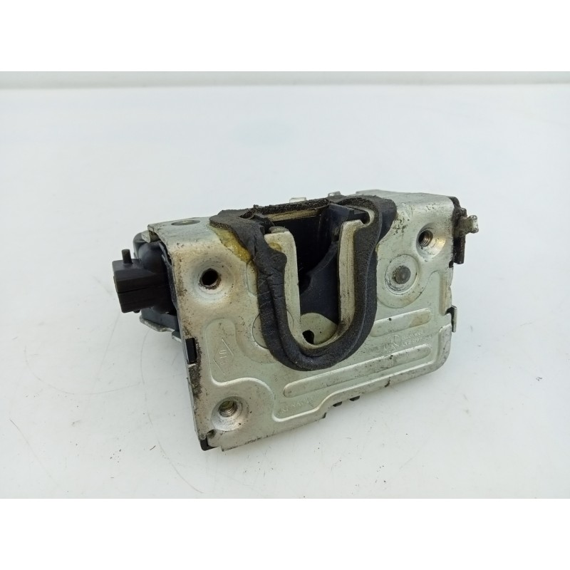 Recambio de cerradura puerta trasera derecha para dacia duster ambiance 4x4 referencia OEM IAM   E1-A1-44-1