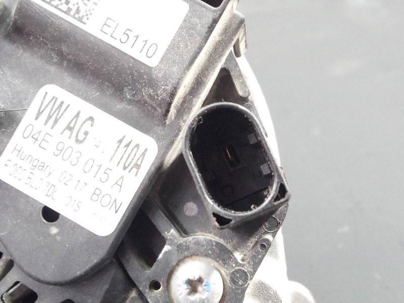 Recambio de alternador para seat ibiza (6p1) reference connect referencia OEM IAM 04E903015A  P3-B5-8-2