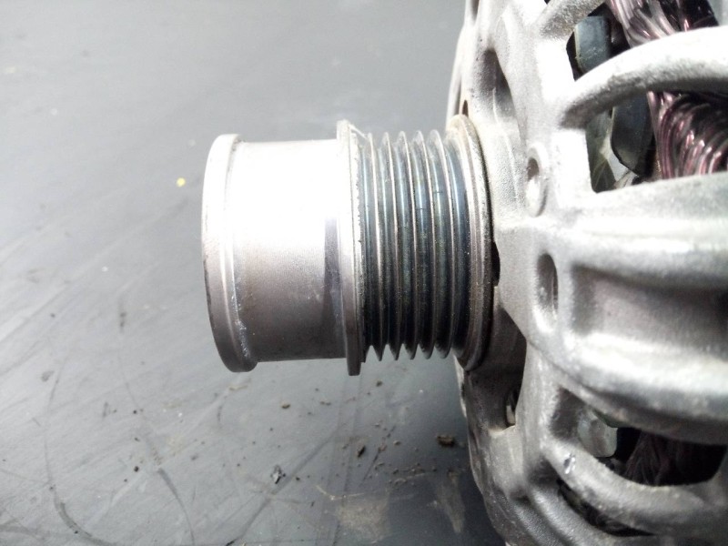 Recambio de alternador para seat ibiza (6p1) reference connect referencia OEM IAM 04E903015A  P3-B5-8-2