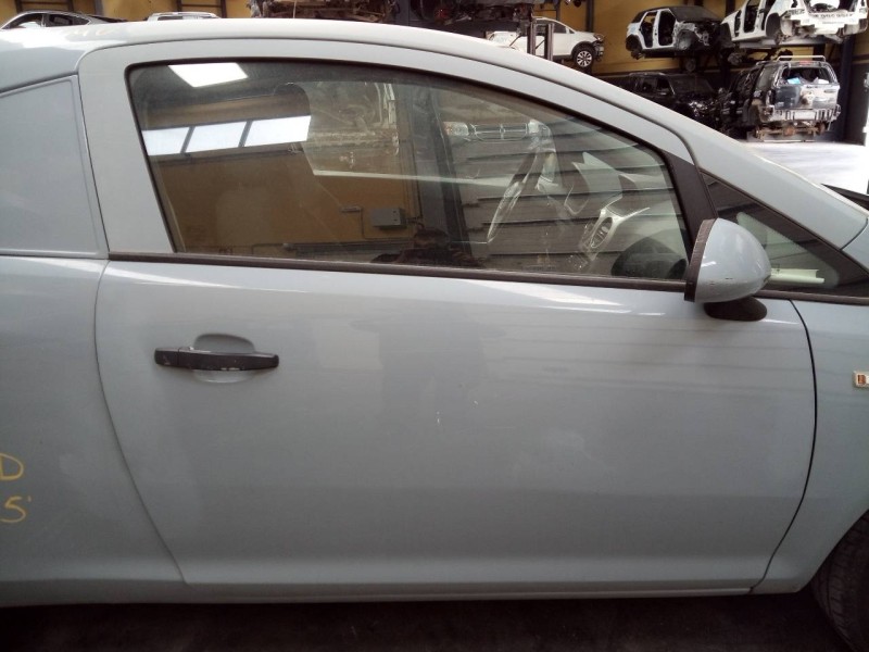 Recambio de puerta delantera derecha para opel corsa d cosmo referencia OEM IAM   