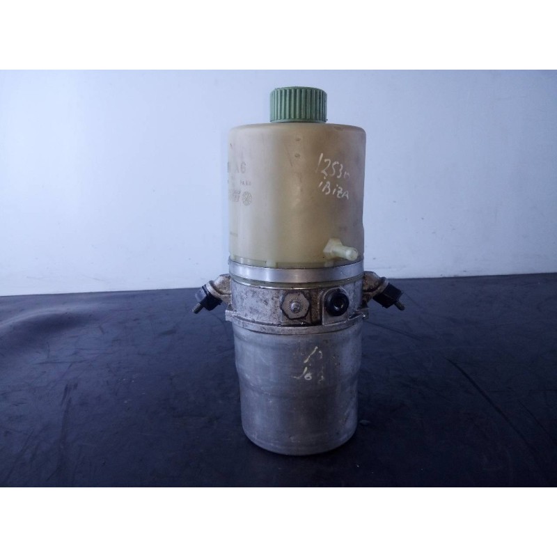 Recambio de bomba direccion para seat ibiza (6j5) stylance / style referencia OEM IAM 6R0423156B  P3-B4-2-4