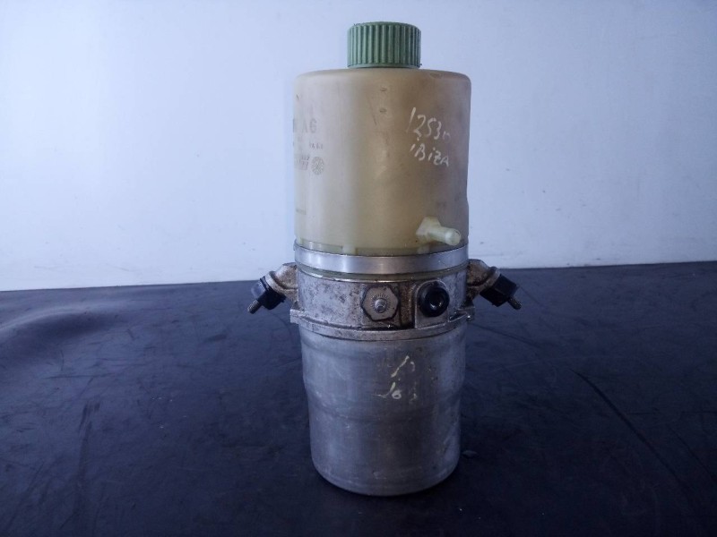Recambio de bomba direccion para seat ibiza (6j5) stylance / style referencia OEM IAM 6R0423156B  P3-B4-2-4