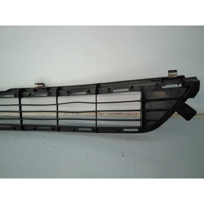 Recambio de rejilla paragolpes delantero para toyota rav 4 advance referencia OEM IAM   E2-B4-8-1