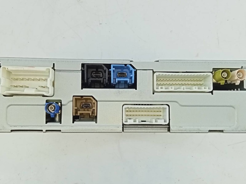 Recambio de sistema navegacion gps para renault megane iv grandtour zen referencia OEM IAM 28115536R 612424577 E2-A1-42-7