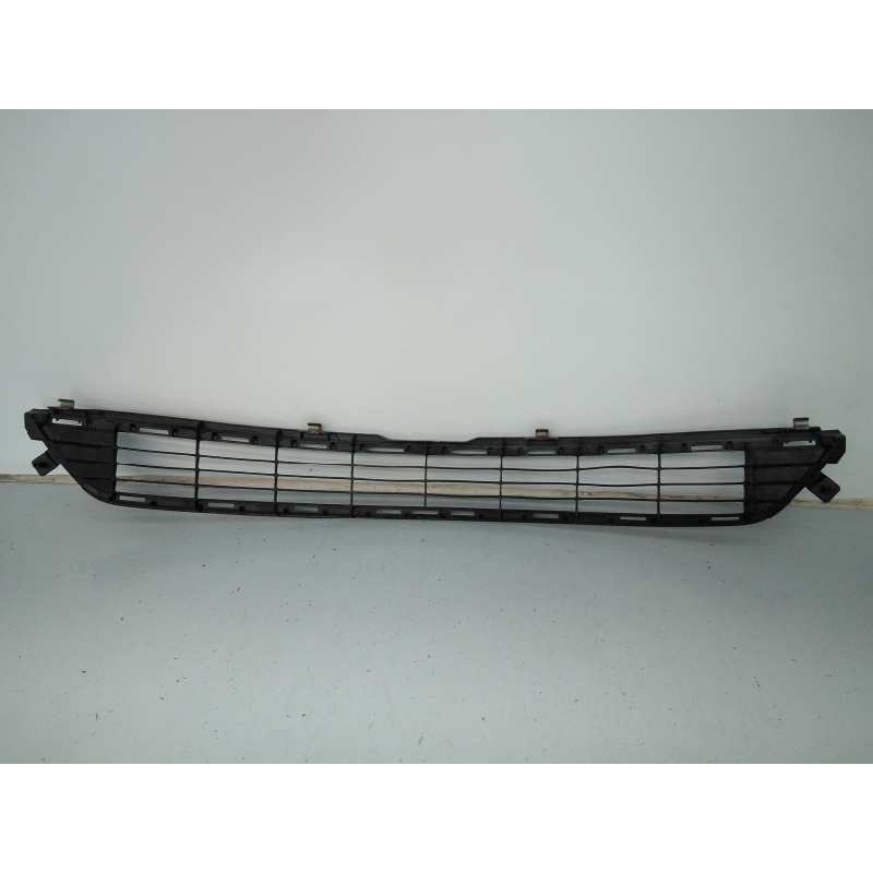 Recambio de rejilla paragolpes delantero para toyota rav 4 advance referencia OEM IAM   E2-B4-8-1