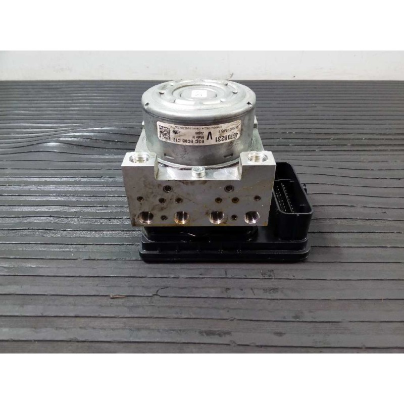 Recambio de abs para mitsubishi outlander (gf0) motion 2wd referencia OEM IAM 4670B231 28515896003 P3-A8-13-5