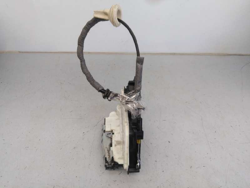 Recambio de cerradura puerta delantera derecha para volkswagen golf vii variant (bv5) sport bmt referencia OEM IAM 16A5K1837016E