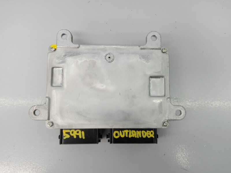 Recambio de centralita motor uce para mitsubishi outlander (gf0) motion 2wd referencia OEM IAM 1860C560 E6T79580H E3-A2-9-1