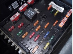 CAJA RELES / FUSIBLES 3C0937125 