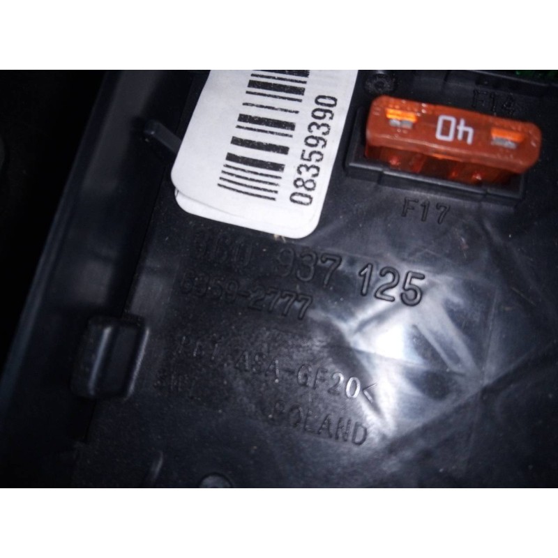 Recambio de caja reles / fusibles para volkswagen passat berlina (3c2) 2.0 tdi referencia OEM IAM 3C0937125  
