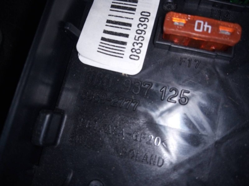 Recambio de caja reles / fusibles para volkswagen passat berlina (3c2) 2.0 tdi referencia OEM IAM 3C0937125  