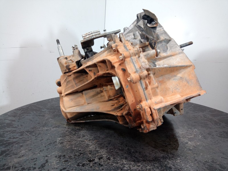 Recambio de caja cambios para dacia duster laureate 4x2 referencia OEM IAM TL4075  M1-B3-127