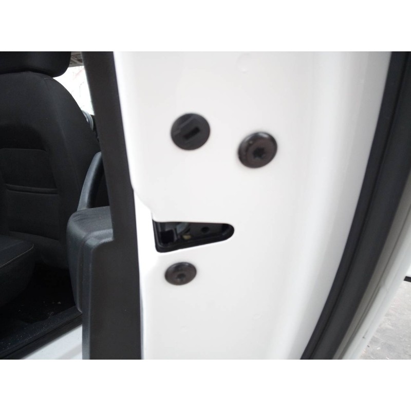 Recambio de cerradura puerta trasera derecha para skoda rapid active referencia OEM IAM   