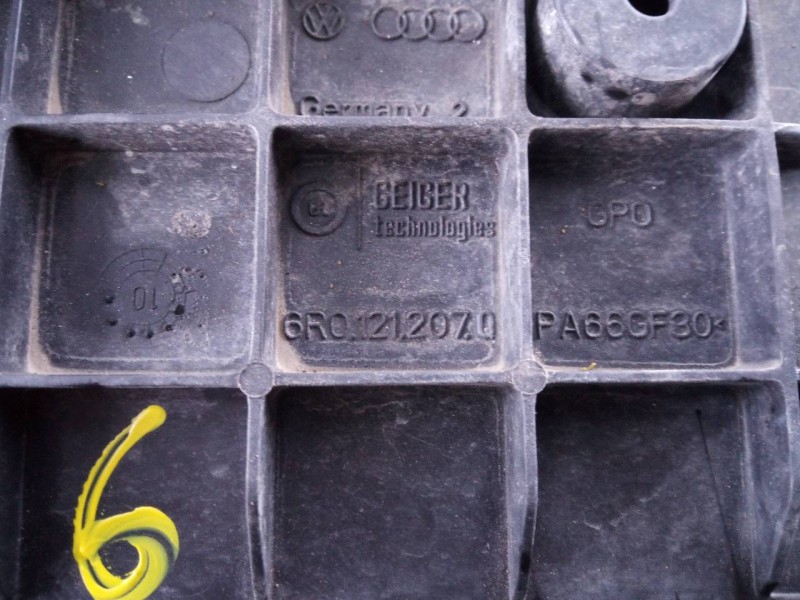 Recambio de electroventilador para audi a1 (8x) ambition referencia OEM IAM 6R0121207Q 09109300 P2--B8-8