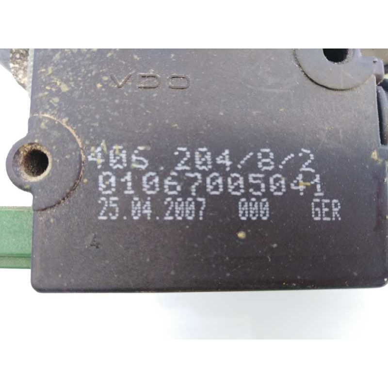 Recambio de cerradura puerta trasera izquierda para land rover discovery v6 td se referencia OEM IAM 40620482 01067005041 E1-B4-