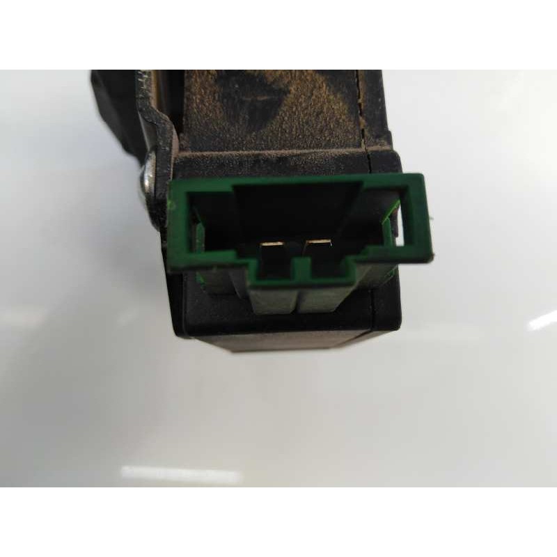 Recambio de cerradura puerta trasera izquierda para land rover discovery v6 td se referencia OEM IAM 40620482 01067005041 E1-B4-