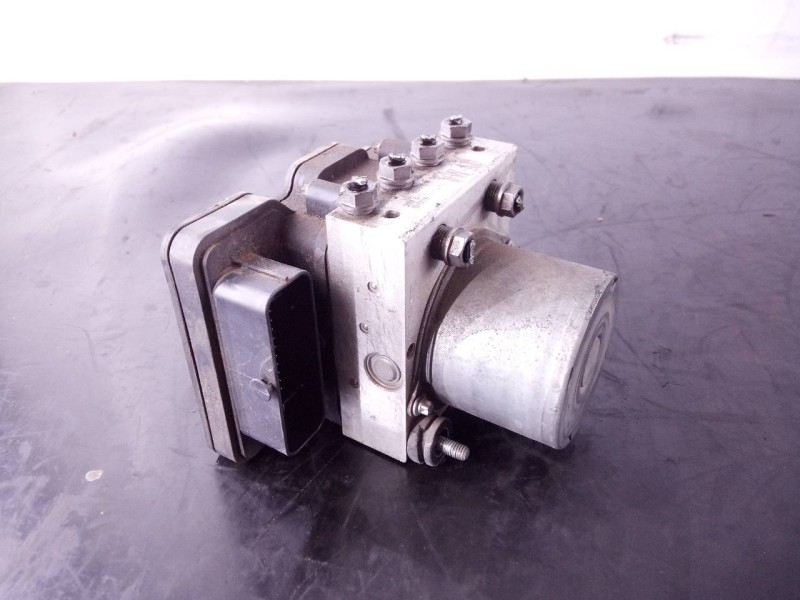 Recambio de abs para seat ibiza (6p1) fr referencia OEM IAM 6C0614517K 15120330476 P3-B9-20-4