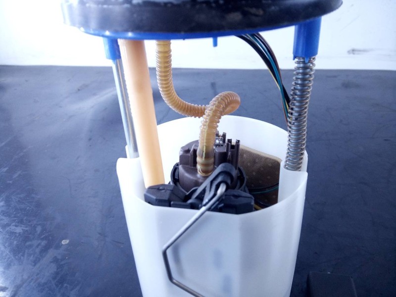 Recambio de aforador para seat ibiza (6p1) fr referencia OEM IAM 6R0919051N  P3-A6-8-5