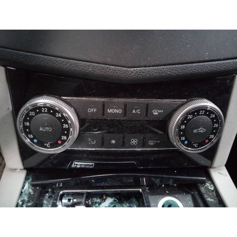 Recambio de mando climatizador para mercedes-benz clase c (w204) berlina c 200 cdi blueefficiency (204.001) referencia OEM IAM  