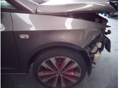 ALETA DELANTERA DERECHA 