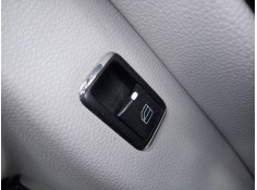 MANDO ELEVALUNAS DELANTERO DERECHO 