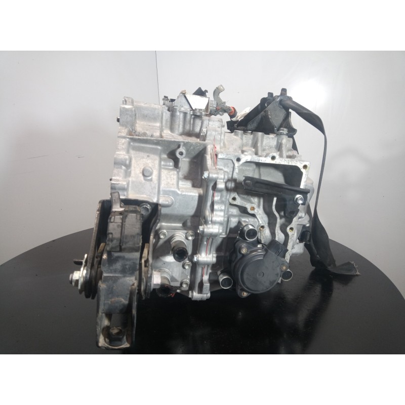 Recambio de caja cambios para toyota auris hybrid advance referencia OEM IAM 3JM  M1-B2-132
